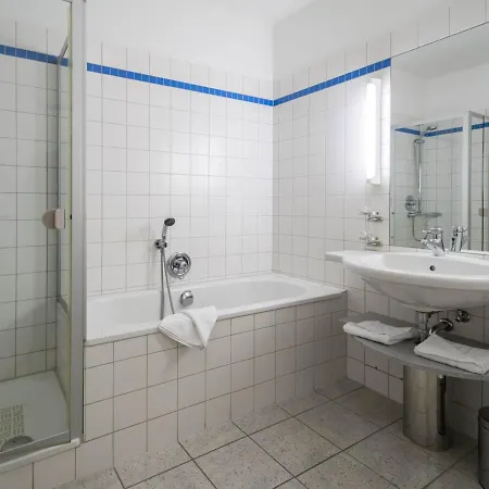 Kaiservillen - Mit 1 Schlafzimmer Und Terrasse D104 Appartamento *